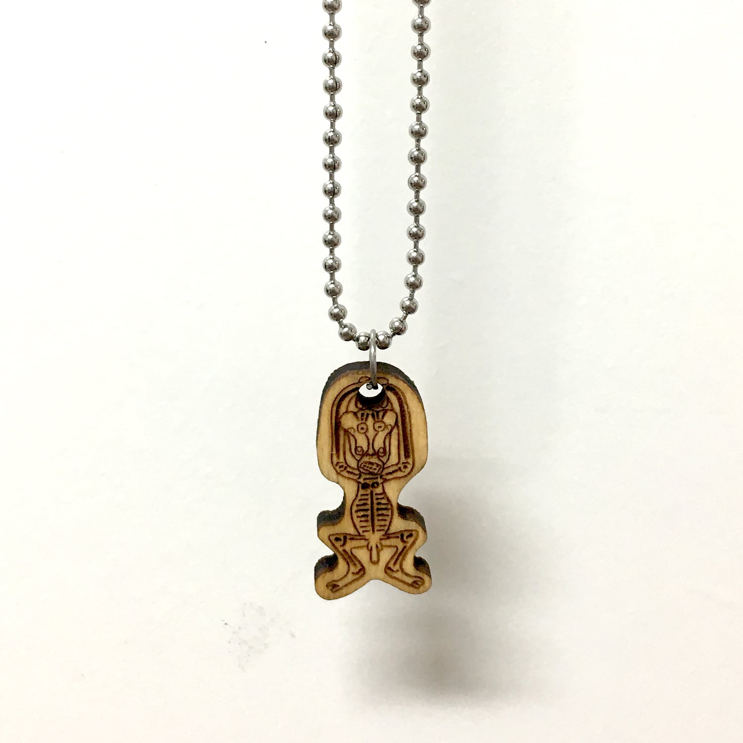 NECKLACE /// JUST HANGING AROUND